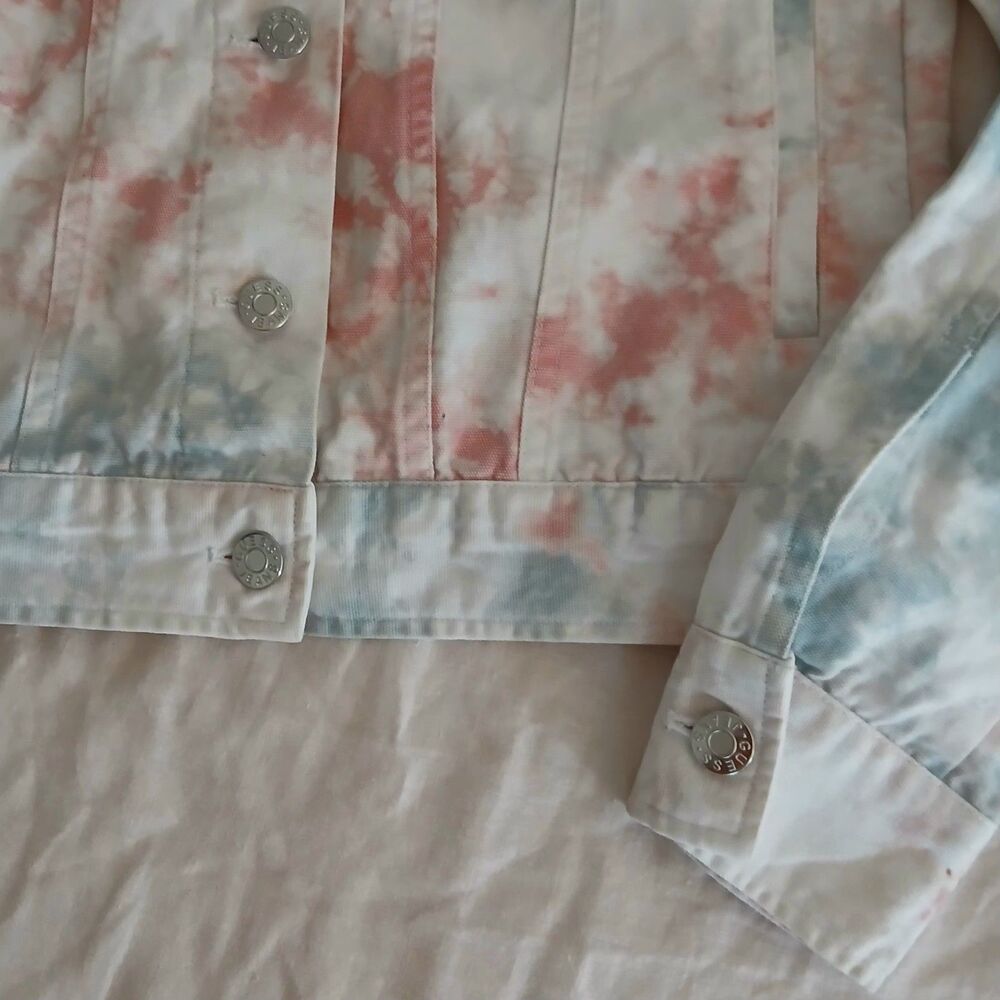 GUESS Pastel Tie Dye Denim Jacket XS Boho Cropped Trucker Button Festival Travel - Picture 4 of 8